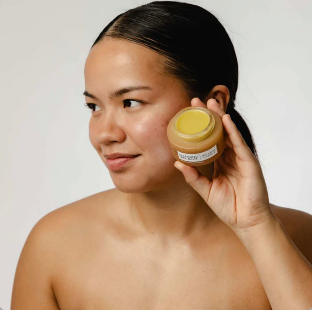 Cleansing Face Balm with Apricot Powder